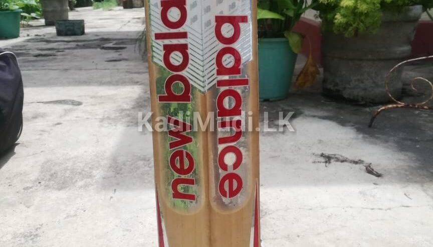 New Balance TC 560 English Willow Cricket Bat