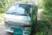 toyota hiace 57-0000 good condition van